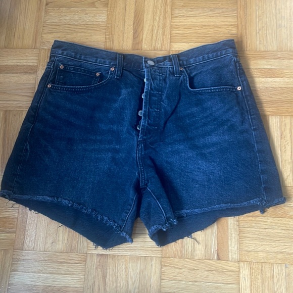 Aritzia Denim Forum "The Ex-Boyfriend Midi Short" - Picture 1 of 2